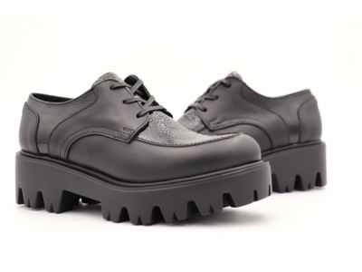 Pantofi femei Lui Shoes, cod 2P426, seria LORI, negru, piele naturala