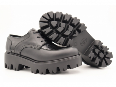 Pantofi femei Lui Shoes, cod 2P426, seria LORI, negru, piele naturala