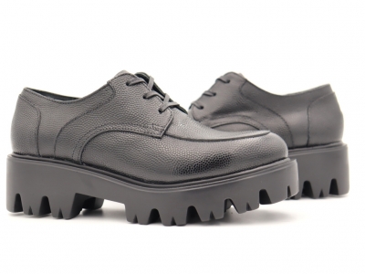 Pantofi femei Lui Shoes, cod 2P427, seria LORI, negru, piele naturala