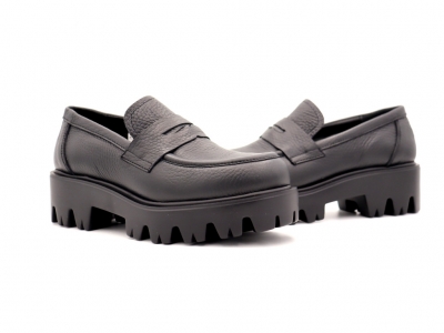 Pantofi femei Lui Shoes, cod 2P436, seria LORI, negru, piele naturala