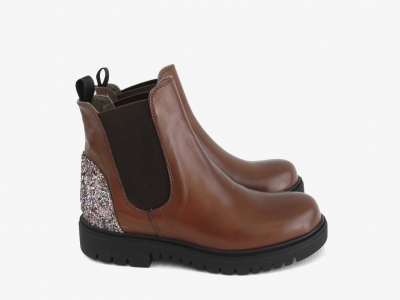 Ghete femei LM, cod 2G610, seria PEZZO E, maro, piele naturala