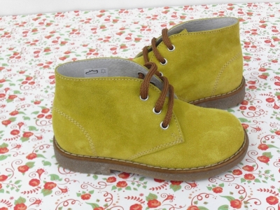 Ghete copii LM, cod 3G854, seria CREP, galben, piele naturala