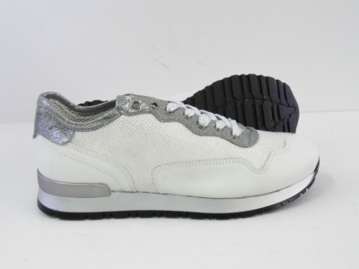 Pantofi sport femei LM, cod 2A255, seria SPORA, alb, piele naturala